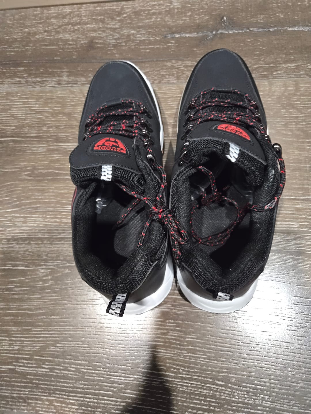 Customer photo review of IAN™ | ORTHOPEDIC WALKING SHOES FOR MEN
