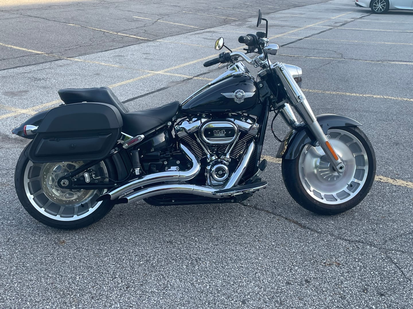 Customer photo review of 28L - Pantheon Medium Quick Mount Motorcycle Saddlebags For Harley Softail Fat Boy FLFB/S