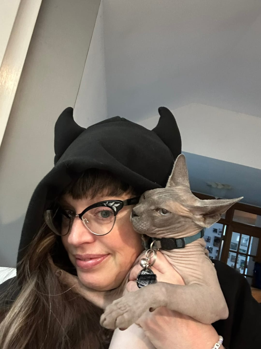 Customer photo review of WAVE DEVIL HOODIE - BLACK