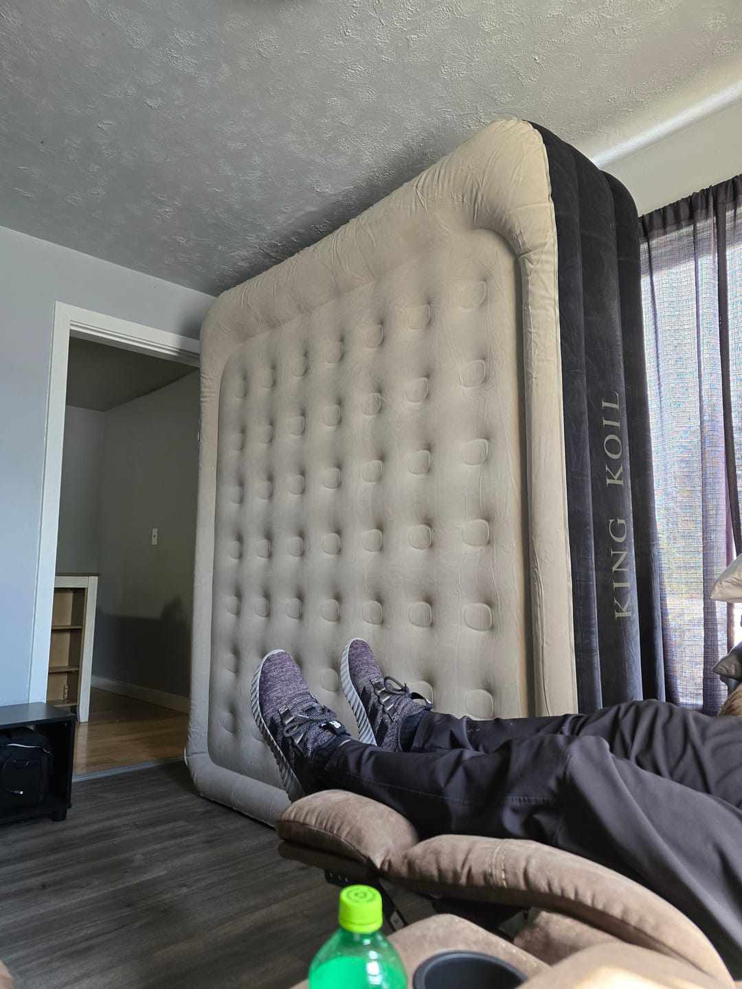 Customer photo review of King Koil Luxury Air Mattress with High Speed Built-in Pump