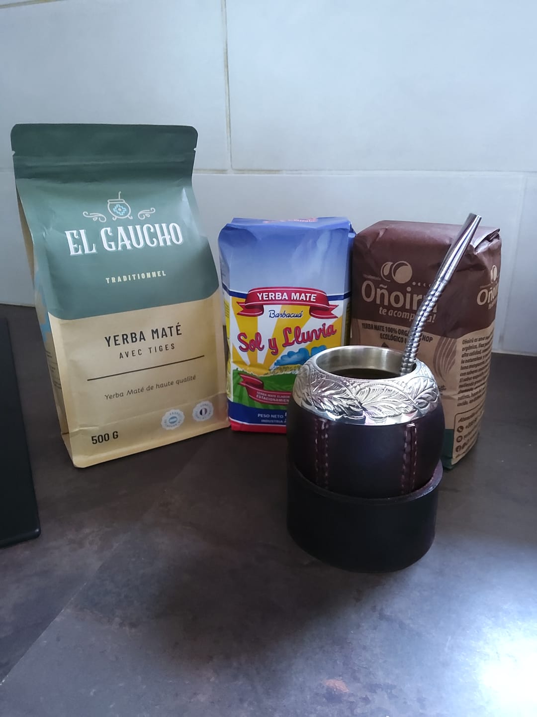 Customer photo review of Sol y Lluvia — Yerba Maté Barbacuá Tres Capones