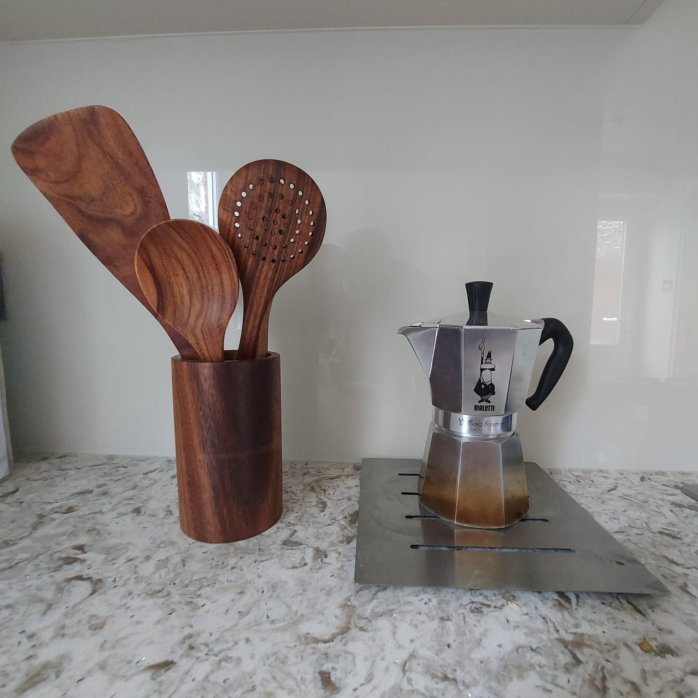 Customer photo review of Hälsa Trä Natural Wood Utensil Set
