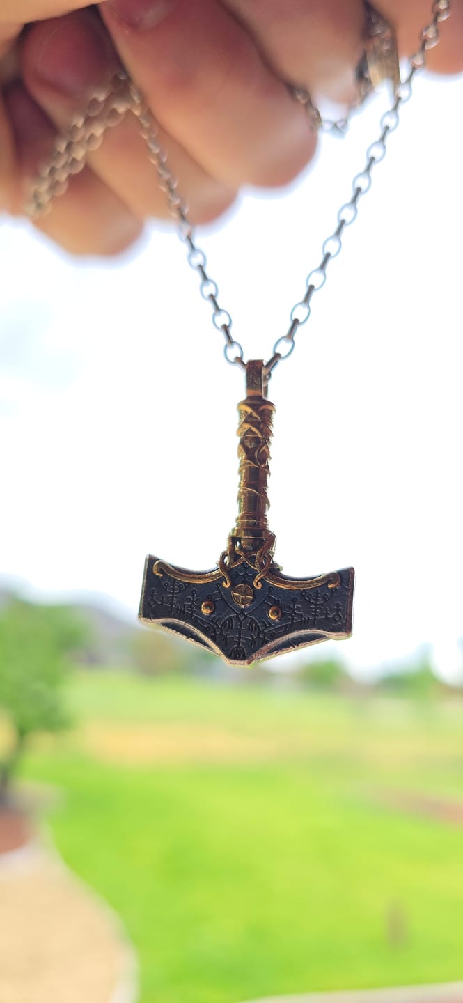 Customer photo review of Mythic Mjölnir - Sterling Silver Necklace