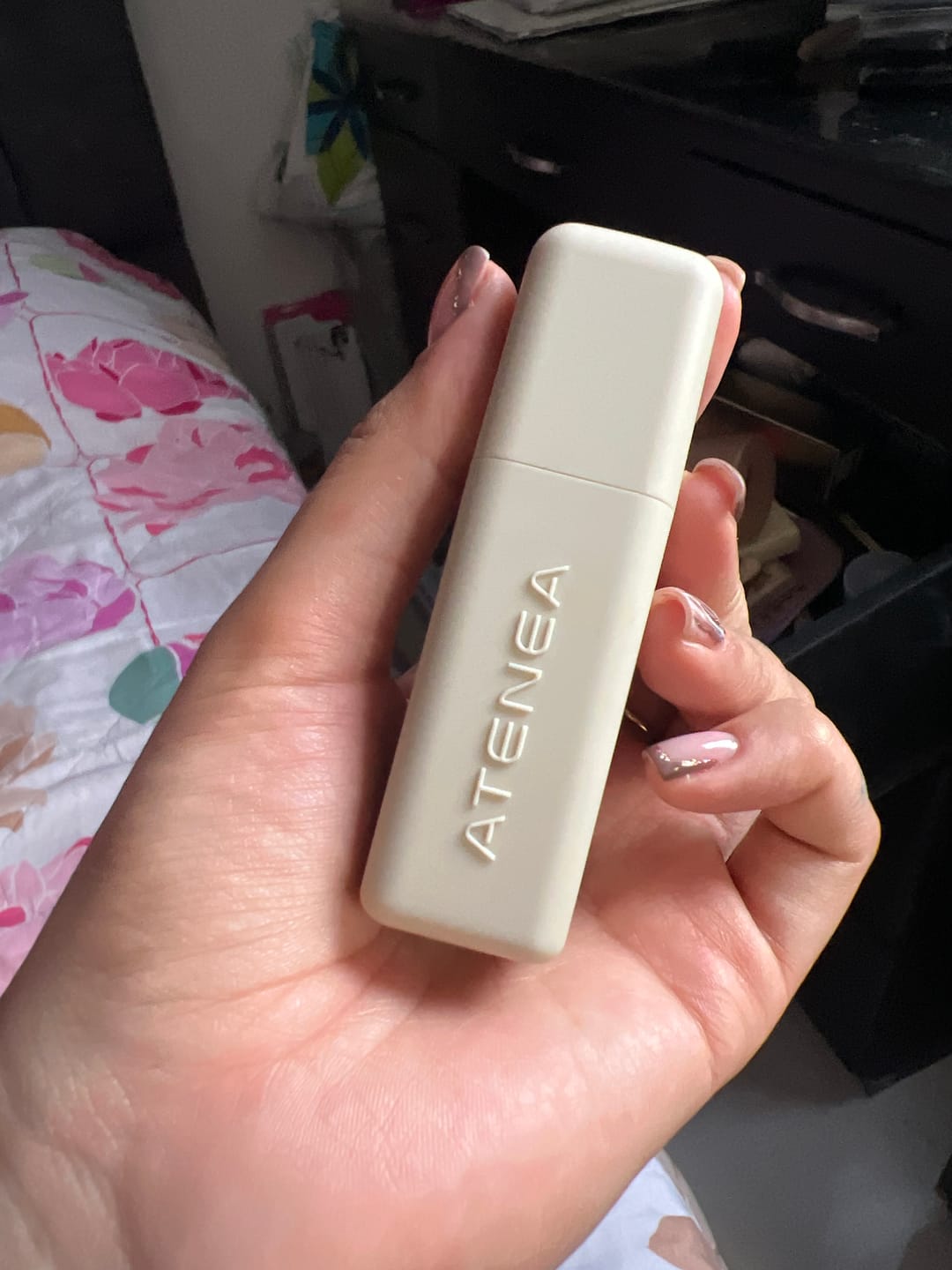Customer photo review of BRONZER CREMOSO EN BARRA COLLECTION