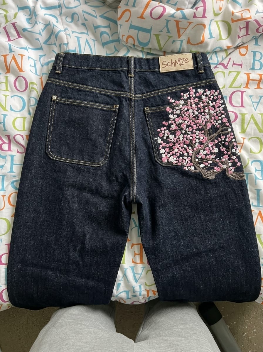 Customer photo review of JEANS - BLOSSOM