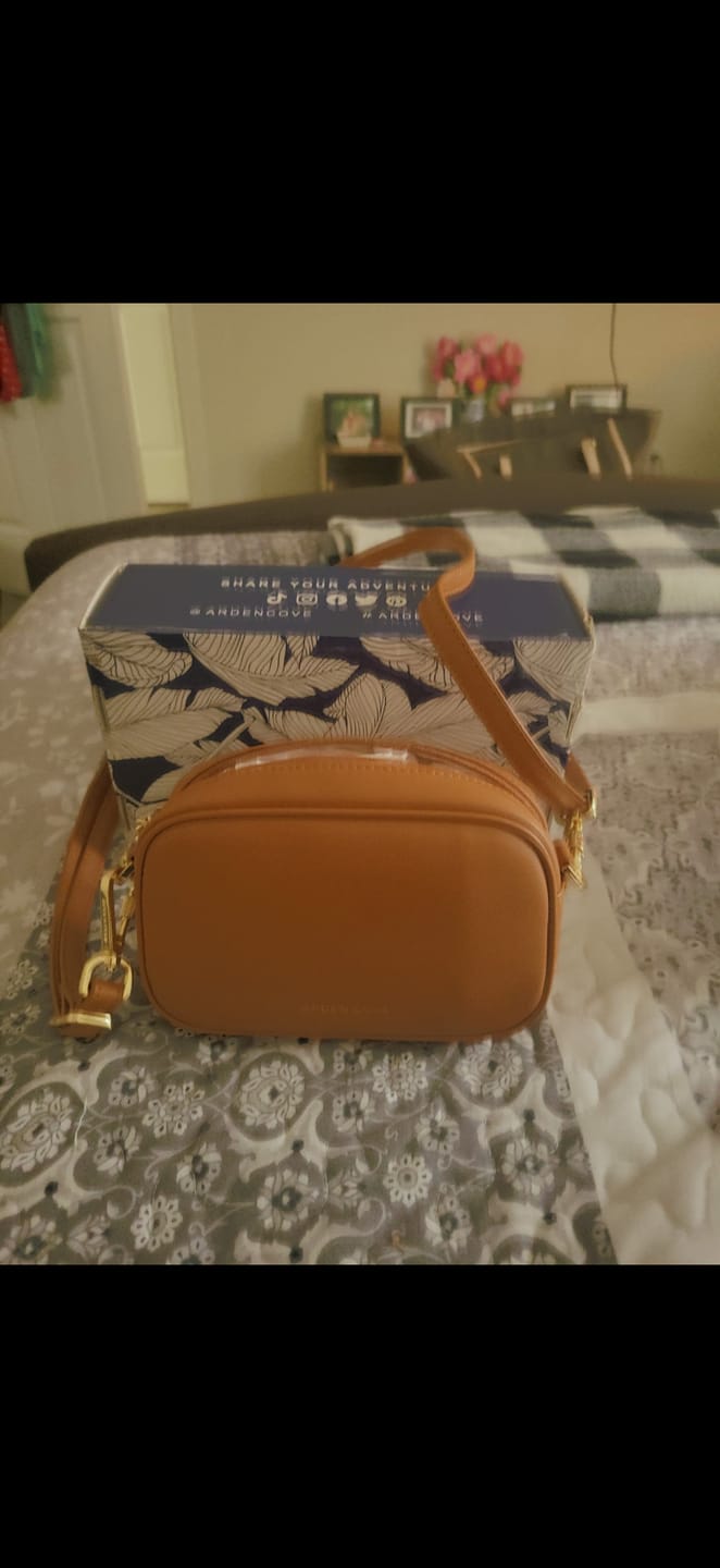 Customer photo review of Myko Anti-Theft Mini Crossbody Bag