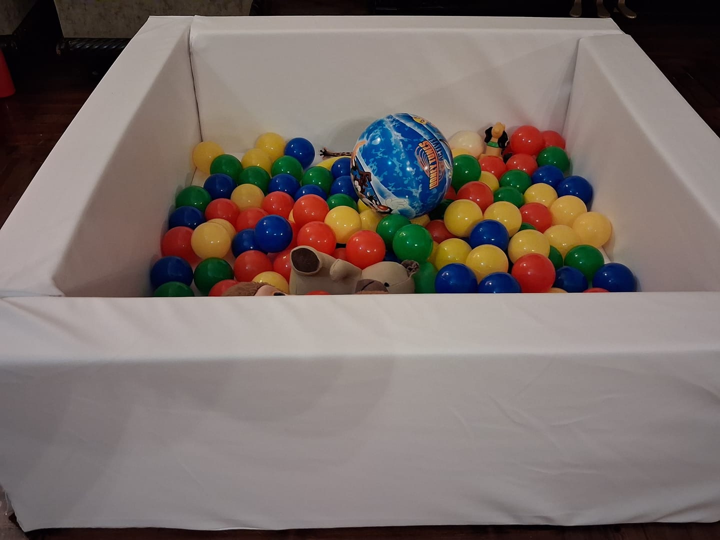 Customer photo review of Eco Leather Square Ball Pool - White