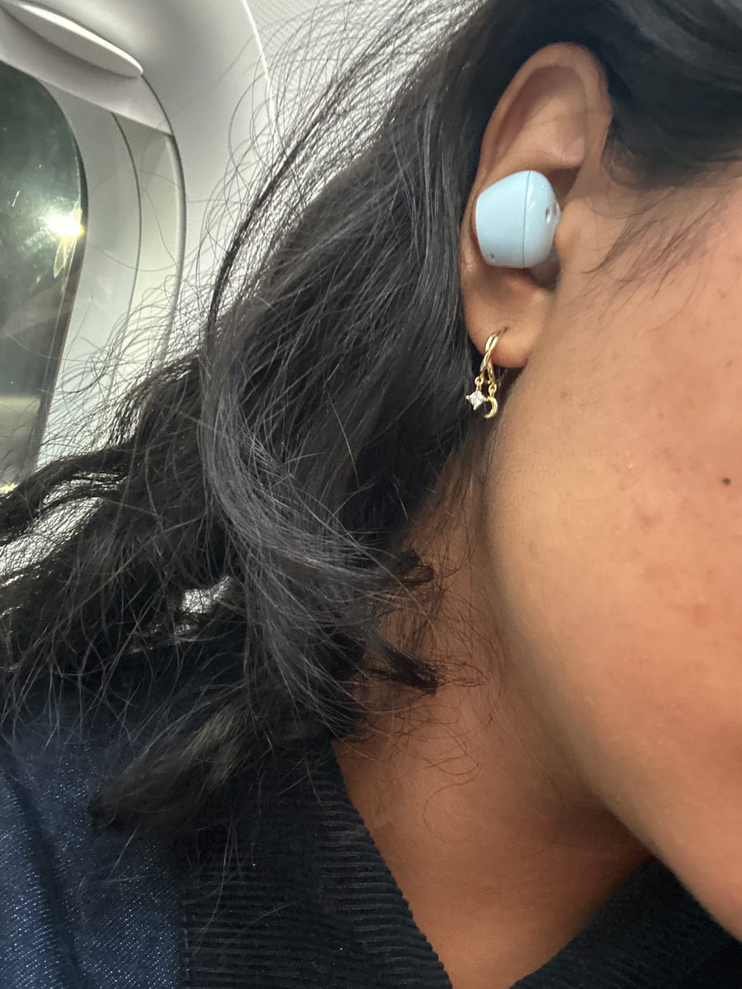 Customer photo review of Gaia Huggies Gold Pair