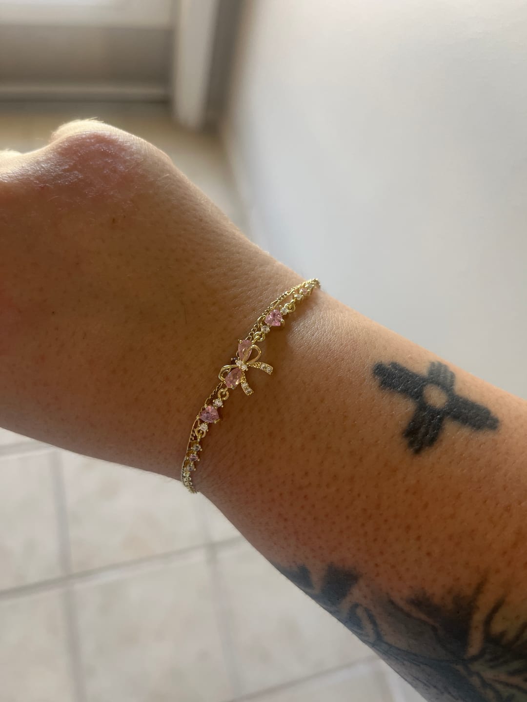 Customer photo review of Bow Bracelet
