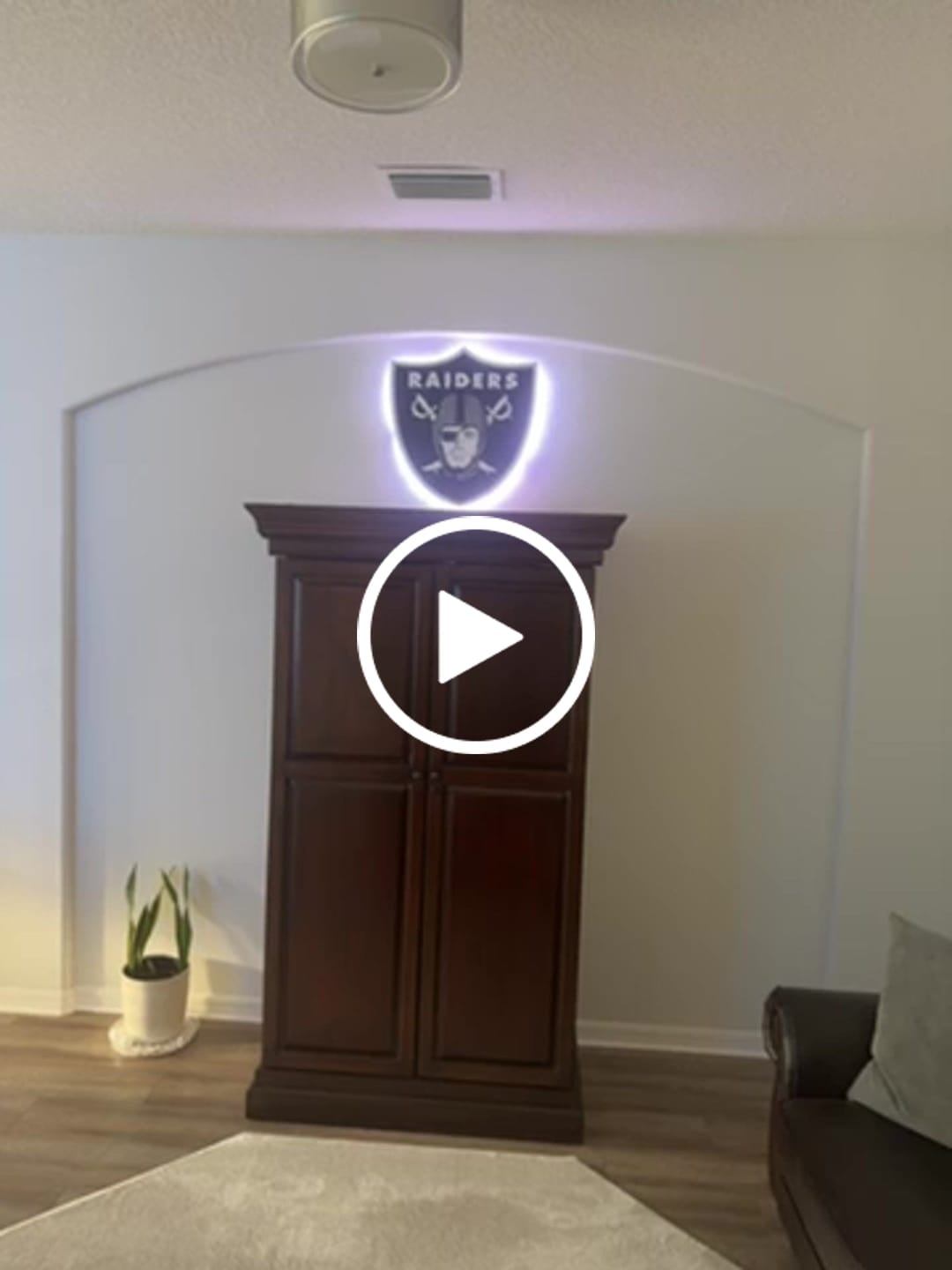 Customer video review of Las Vegas Raiders Shield 3D Vintage Metal Wall Art