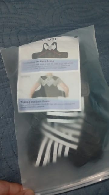 Customer photo review of Corrector De Postura Vitalik.