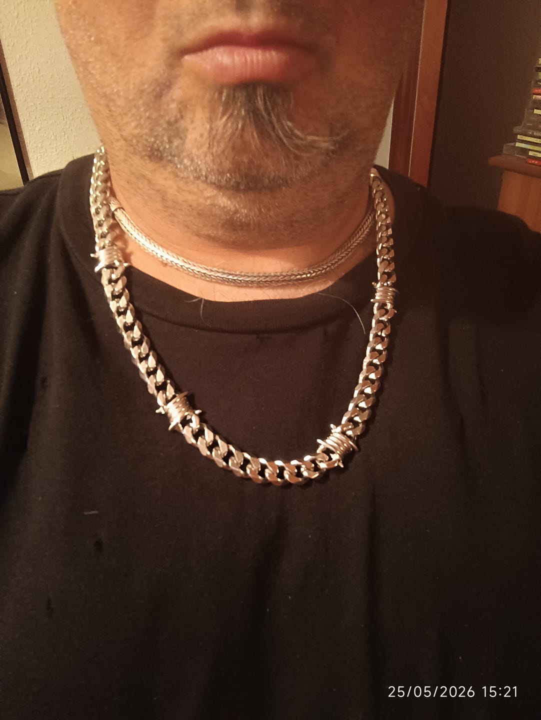 Customer photo review of 9mm Barb Wire Cuban Chain