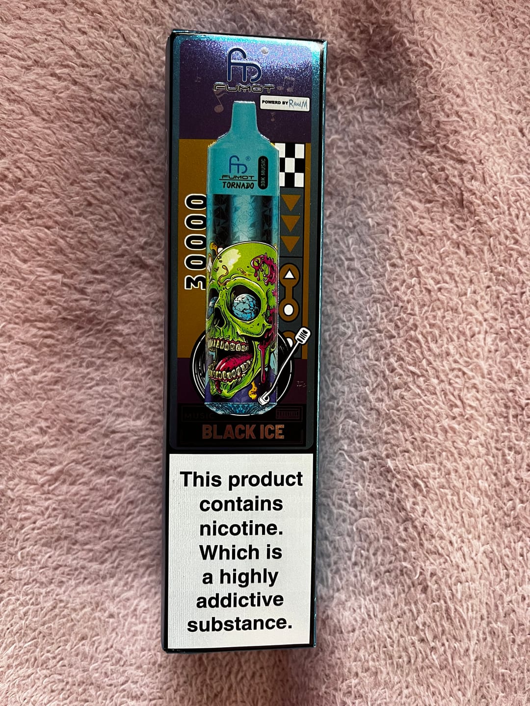 Customer photo review of RandM Tornado 30000