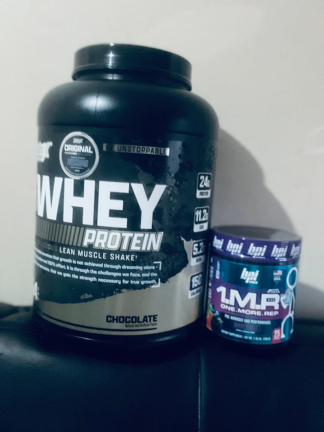 Customer photo review of Proteina Premium Whey + Shaker