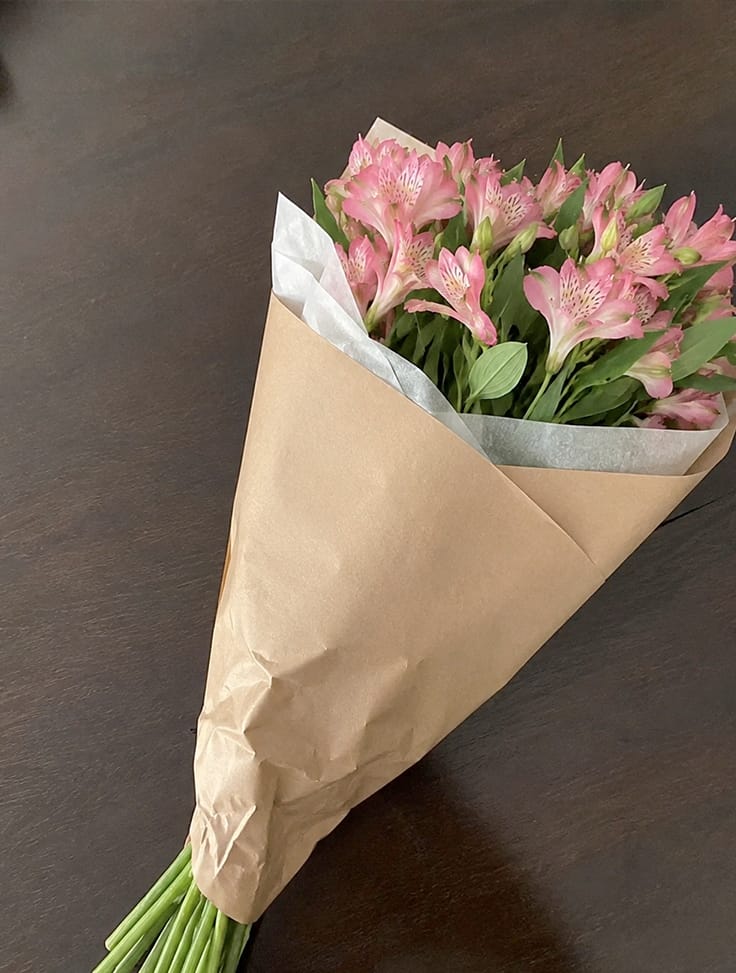 Customer photo review of Alstromeria Antique Pink