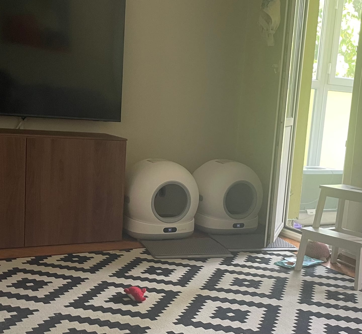 Customer photo review of Otomatik Kedi Tuvaleti (Kameralı) | 72 Lt, 1080p, Mobil Kontrol, Wifi, Akıllı Kedi Tuvaleti (X8623)