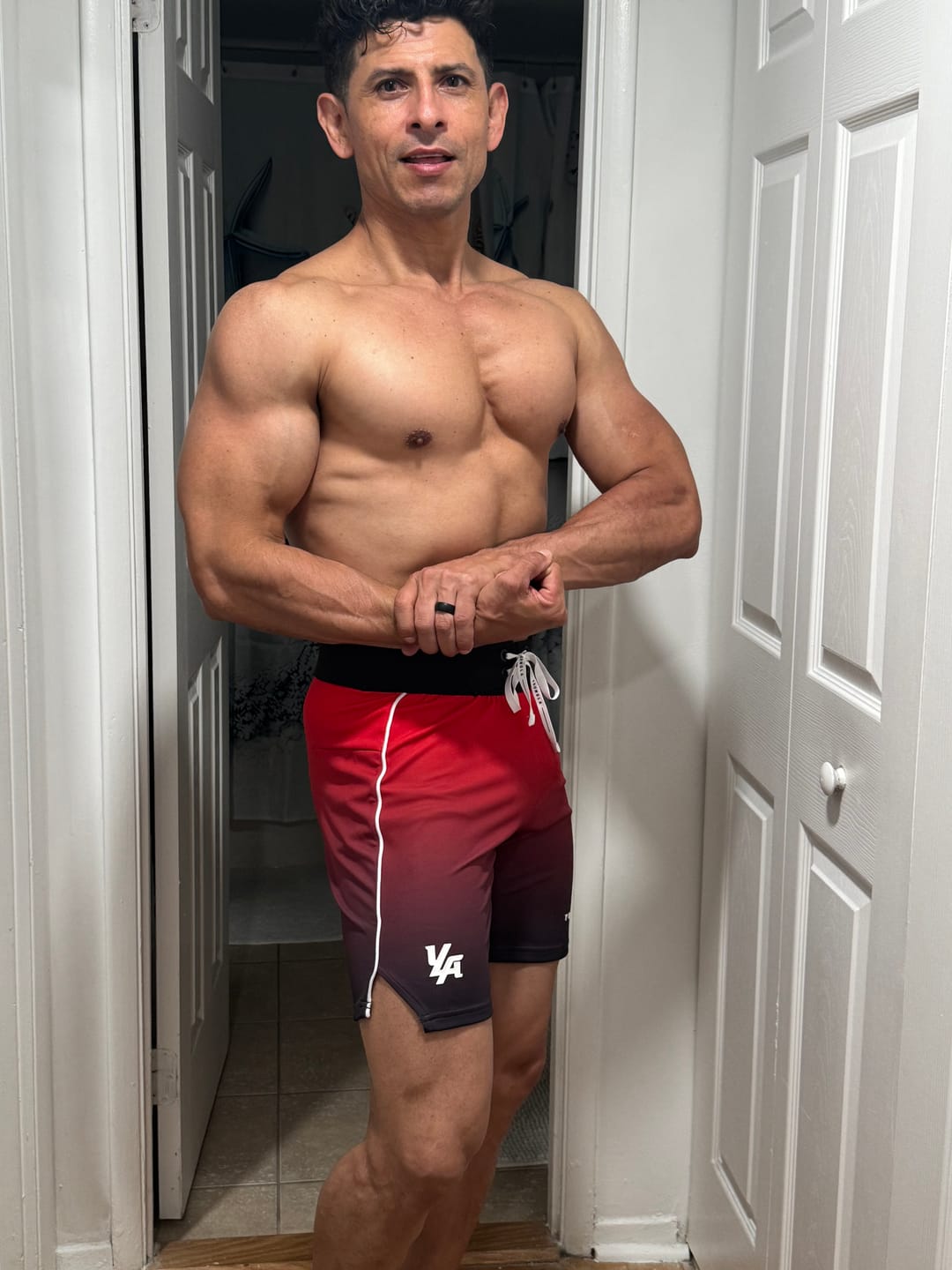 Customer photo review of 1067 - Men's physique Stage Shorts