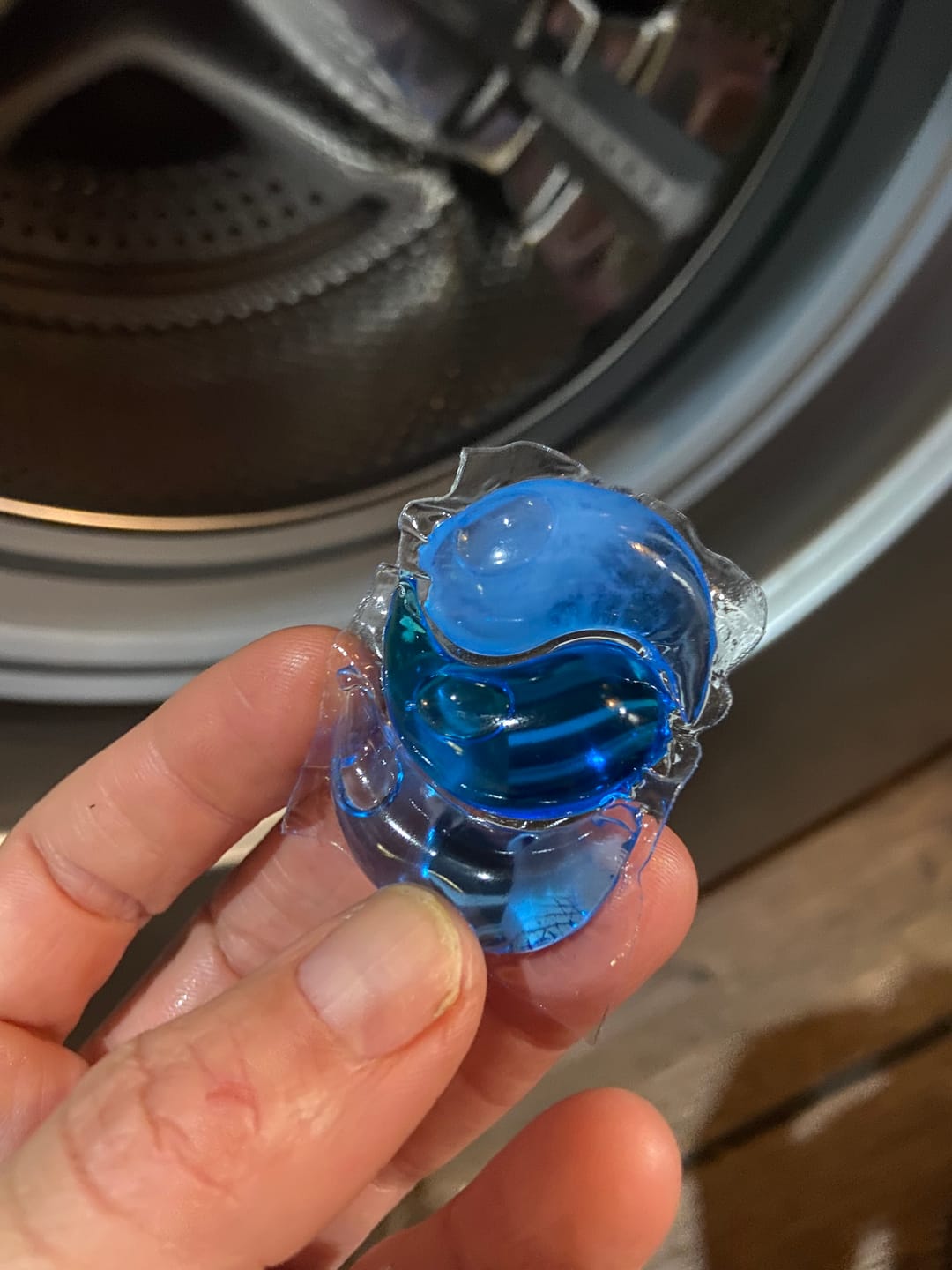 Customer photo review of Capsulas Tuki Ecológicas ♻️ 2en1 con Jabón y Suavizante