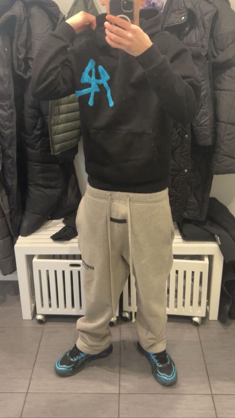 Customer photo review of Fear of God Essentials Sweatpants Dark Oatmeal Relaxed (Flared)