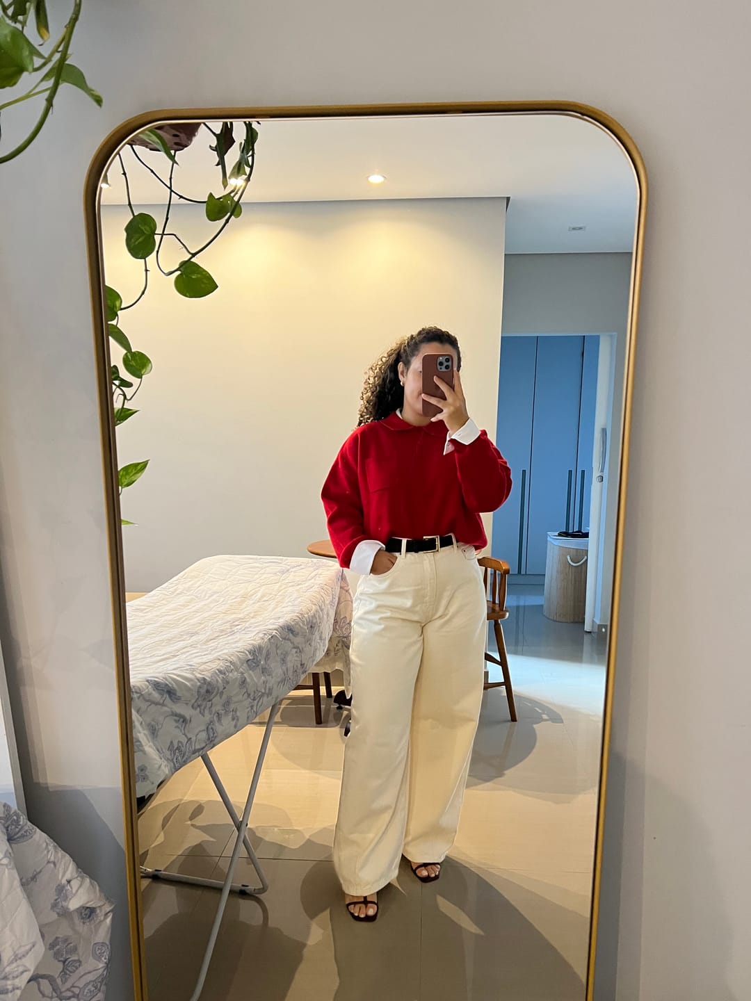 Customer photo review of Calça Jeans Balloon Baobá Bege