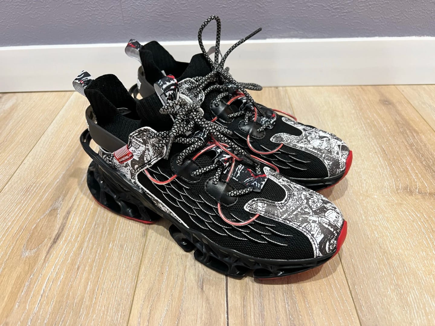 Customer photo review of StepVoid™ — RiftRunner Obsidian Red