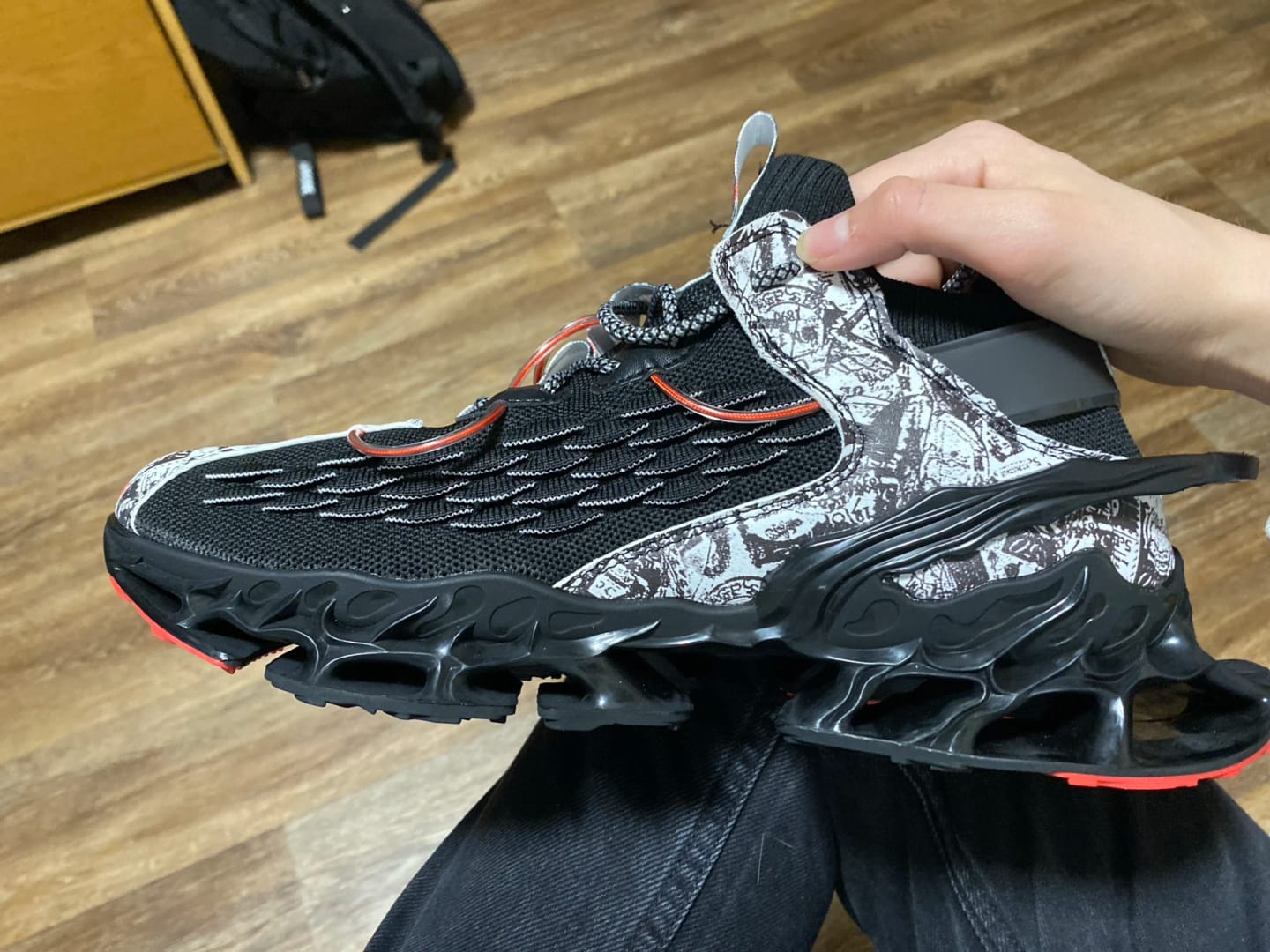 Customer photo review of StepVoid™ — RiftRunner Obsidian Red