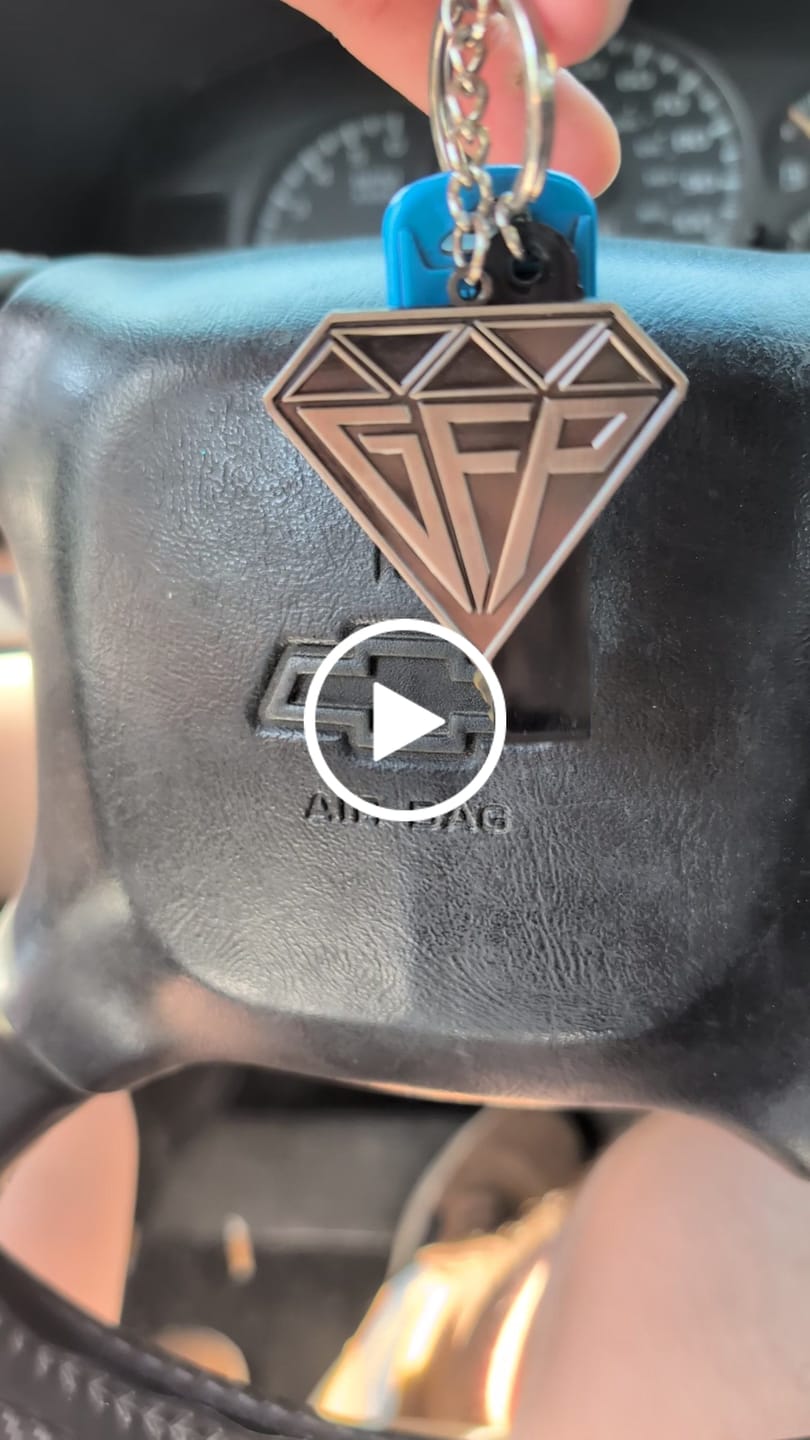 Customer video review of DIAMOND KEYCHAIN