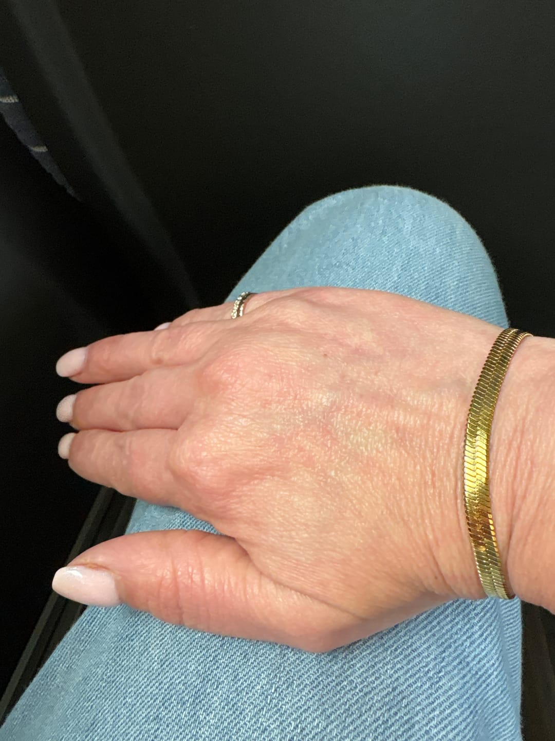 Customer photo review of Herringbone Bracelet Gold