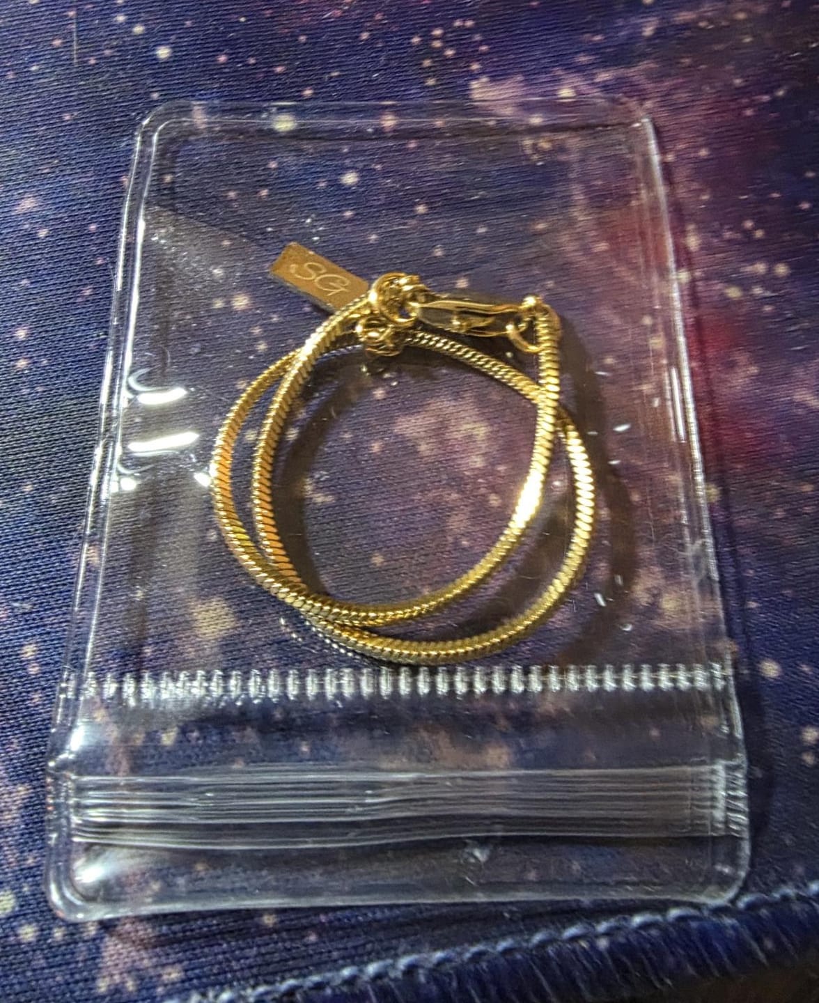 Customer photo review of Minimal Square Bracelet