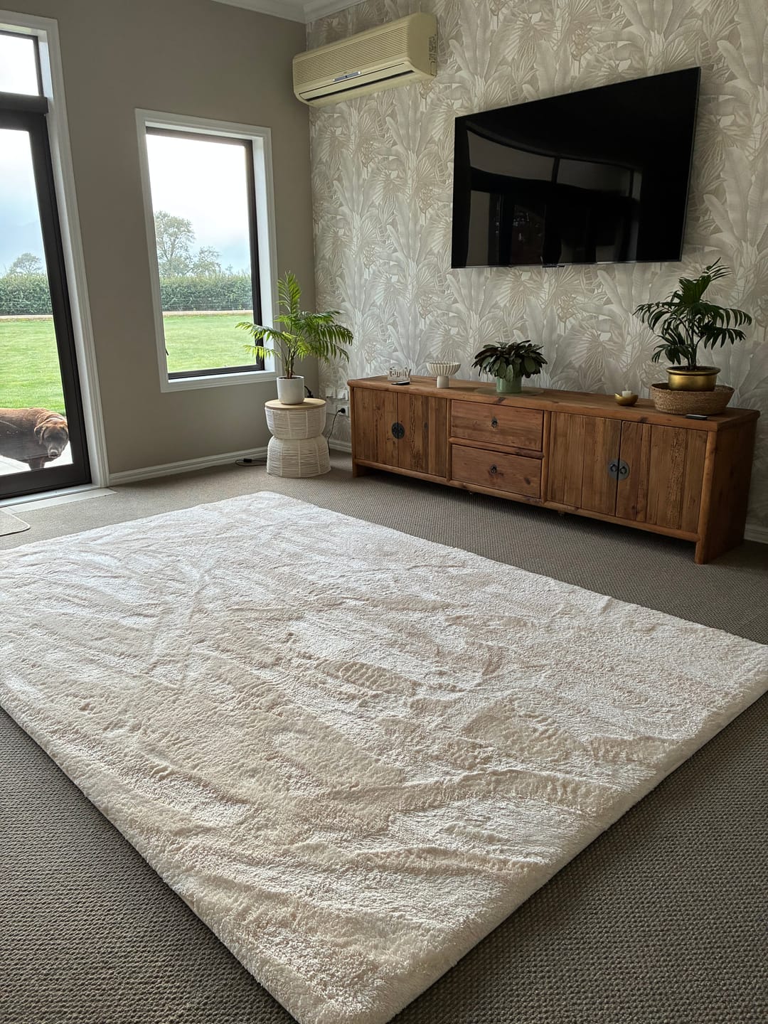 Customer photo review of Deluxe Shaggy Relax Mat - 35mm Memory Foam Base