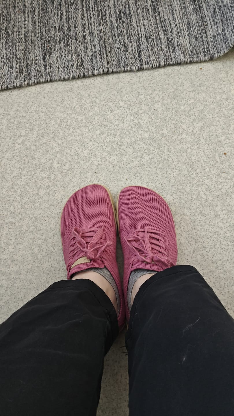 Customer photo review of Vaistoa Iloa -paljasjalkatennarit