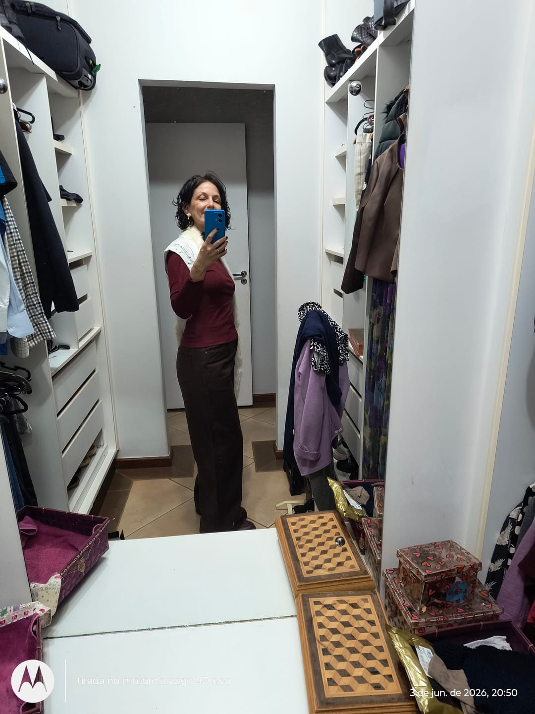 Customer photo review of Calça Jeans Wide Leg Buriti Marrom Escuro
