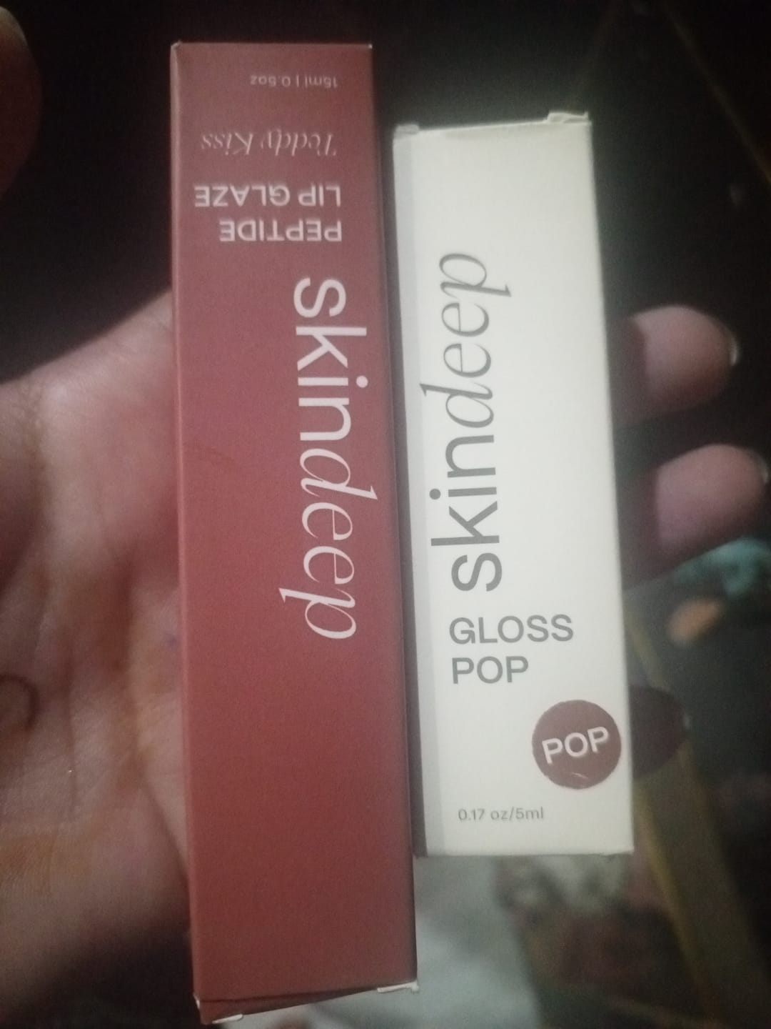 Customer photo review of Gloss POP™ - High-Shine Lip Gloss