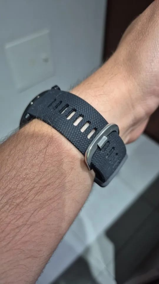 Customer photo review of Polar Silicone Watch Bands for Polar Smartwatch Unisex