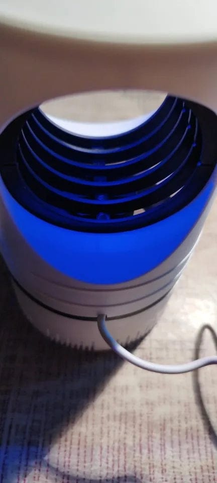 Customer photo review of BuzzOff- Uv lampa za komarce