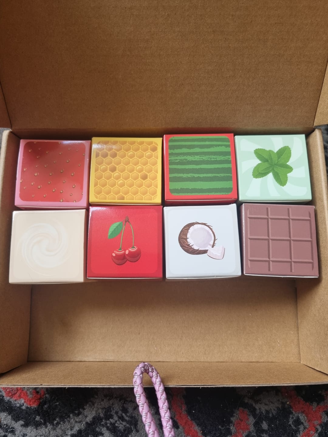 Customer photo review of Try-out box