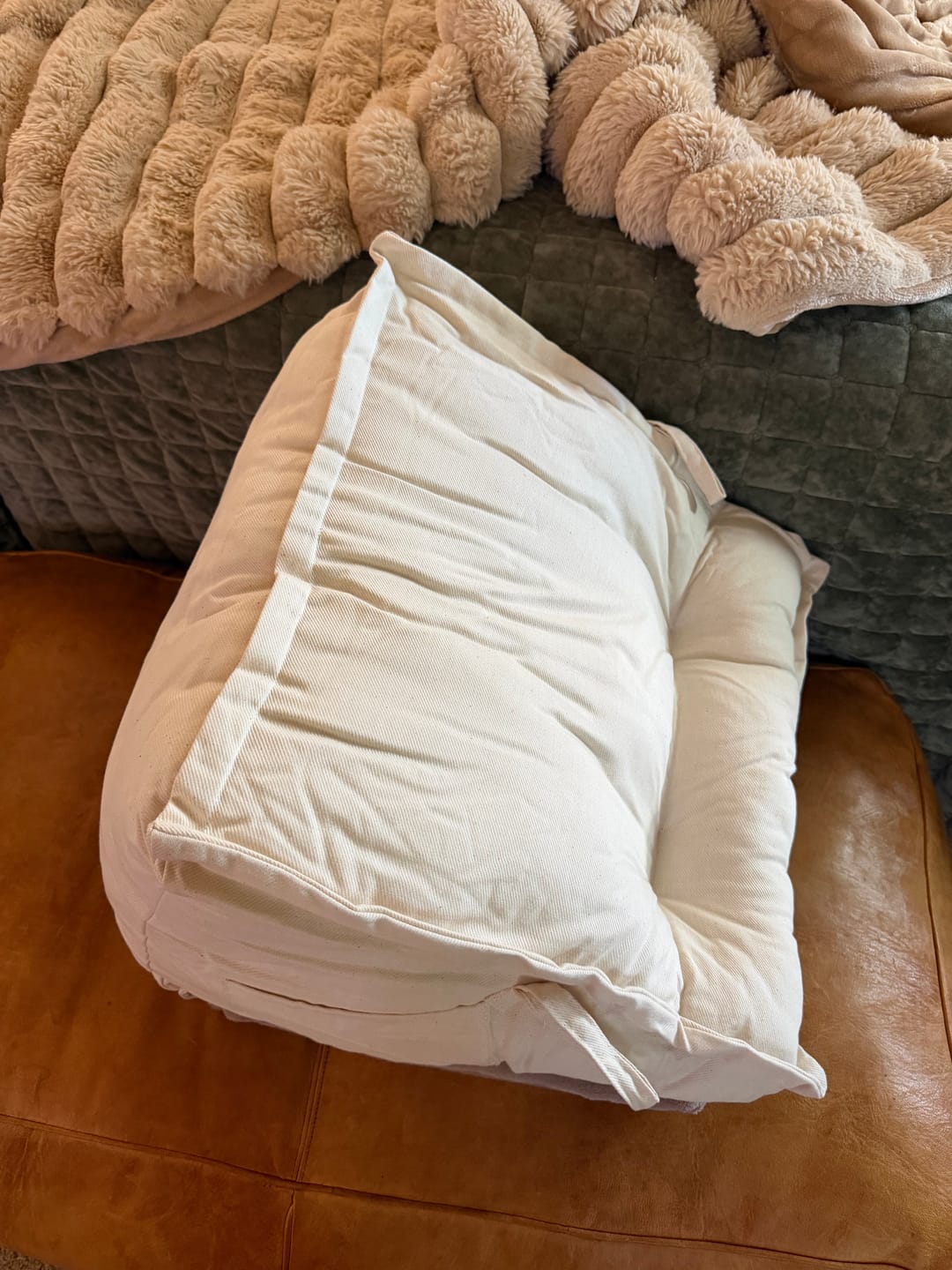 Customer photo review of Peekaboo Pillow | Original