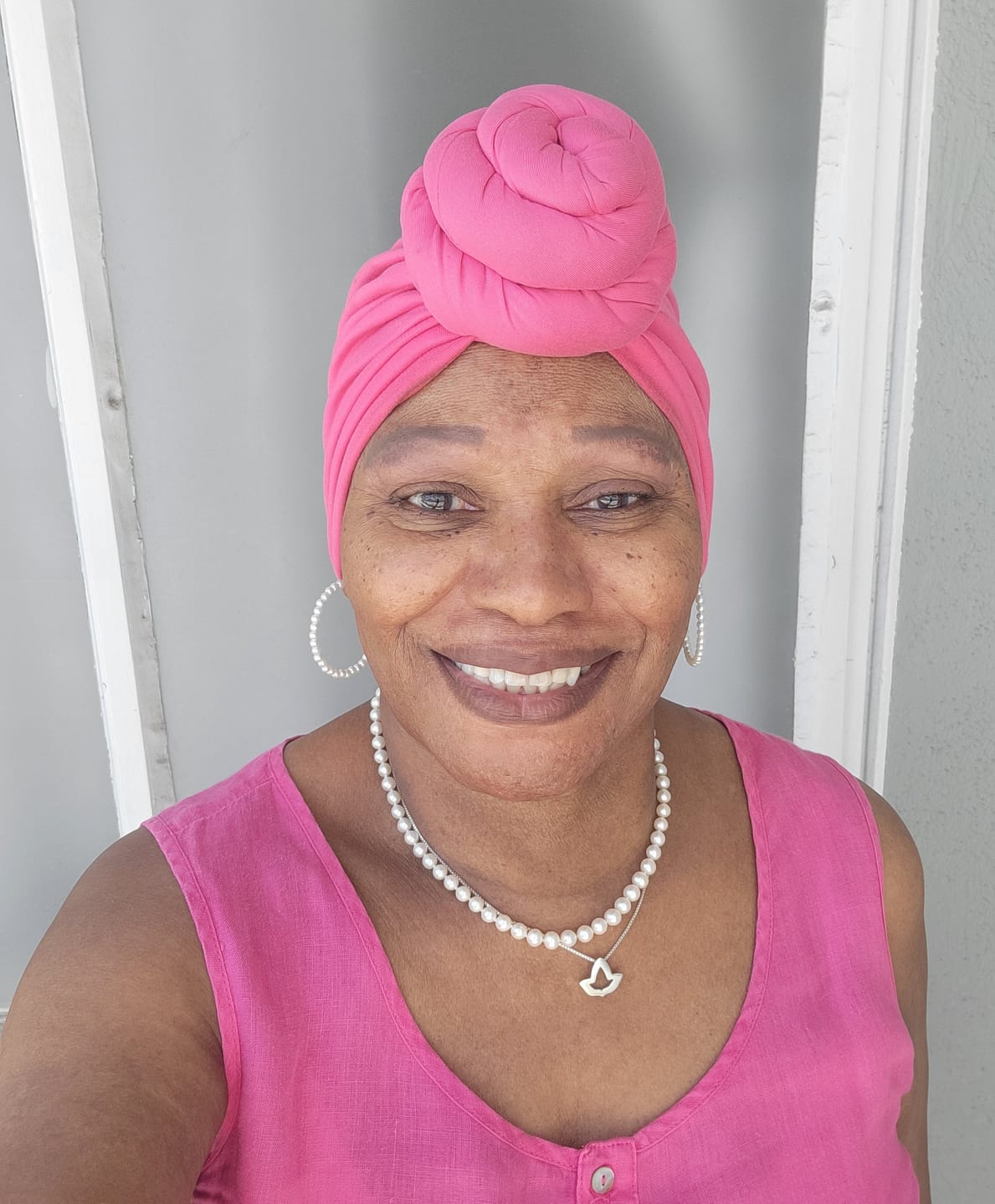 Customer photo review of Turmeric Fade & Glow Bar.