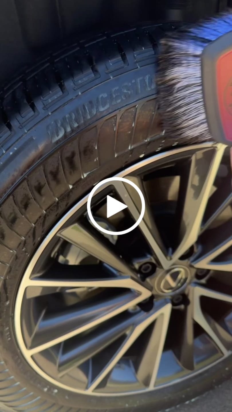 Customer video review of Decked Out - Gallon