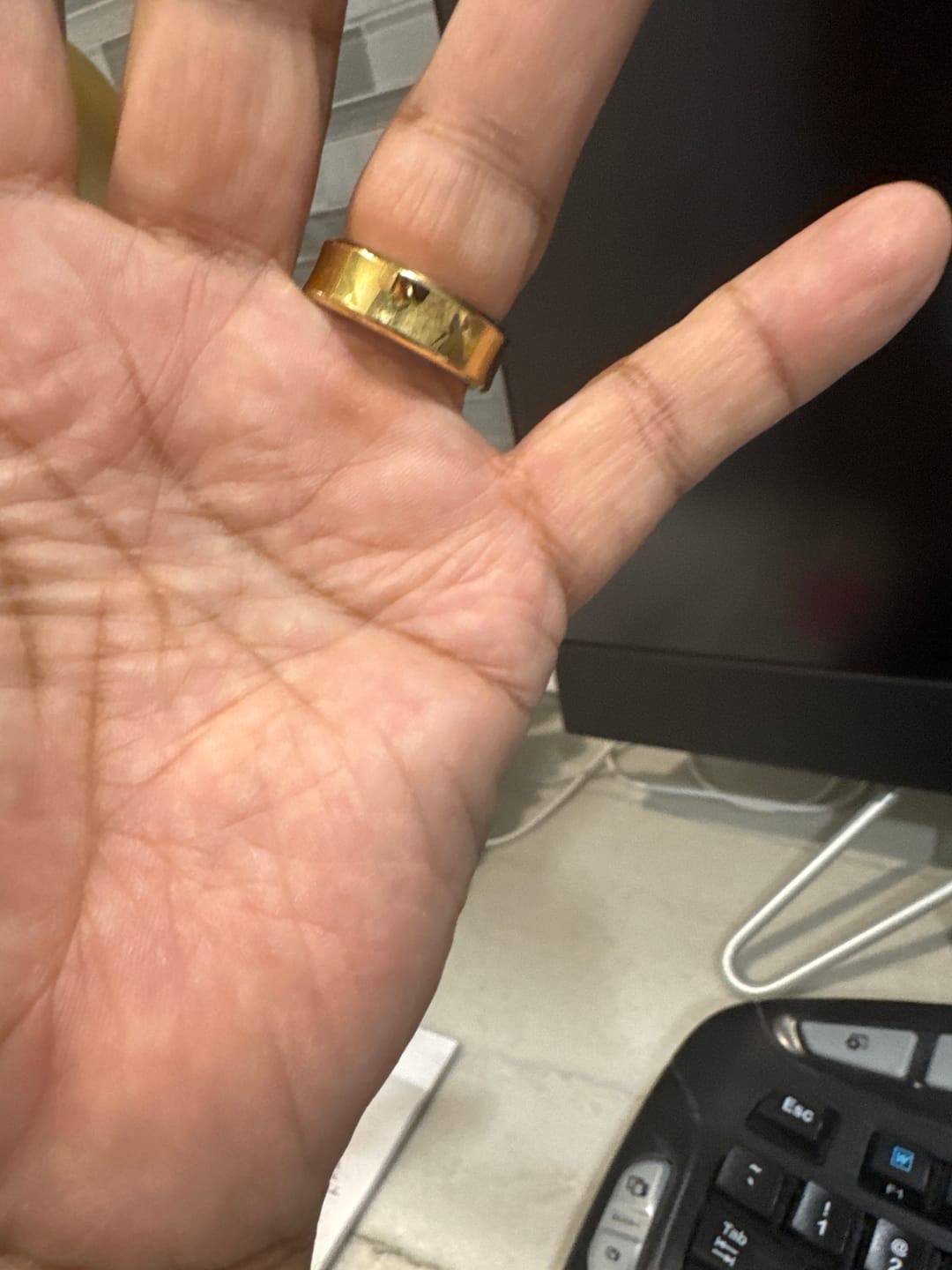 Customer photo review of Pulserive Smart Ring, Sleep Tracker, Activity & Fitness Tracker, Blood Pressure& Oxygen Tracker