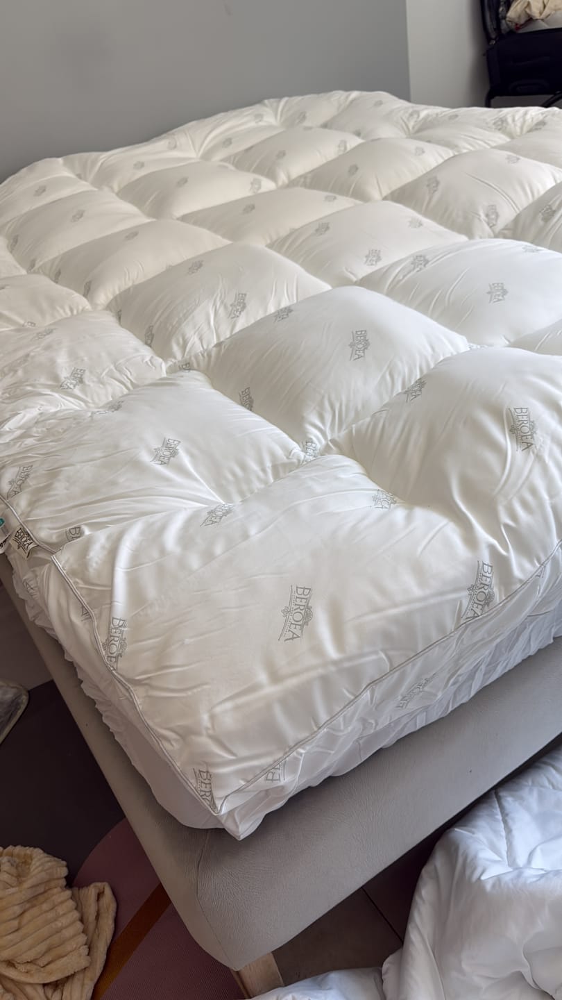 Customer photo review of Ultimate Comfort Luxury Beroea Mattress Topper 12 cm