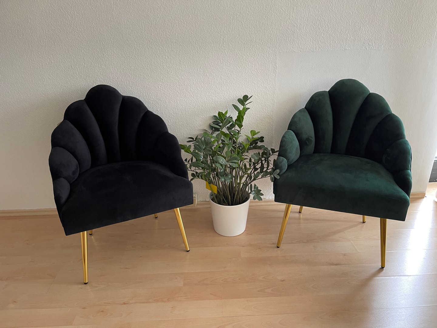 Customer photo review of BOLGE - Fauteuil retro en métal et velours noir