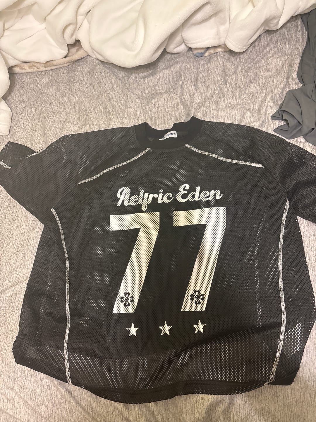 Customer photo review of Aelfric Eden Boxy Raglan Jersey Tee