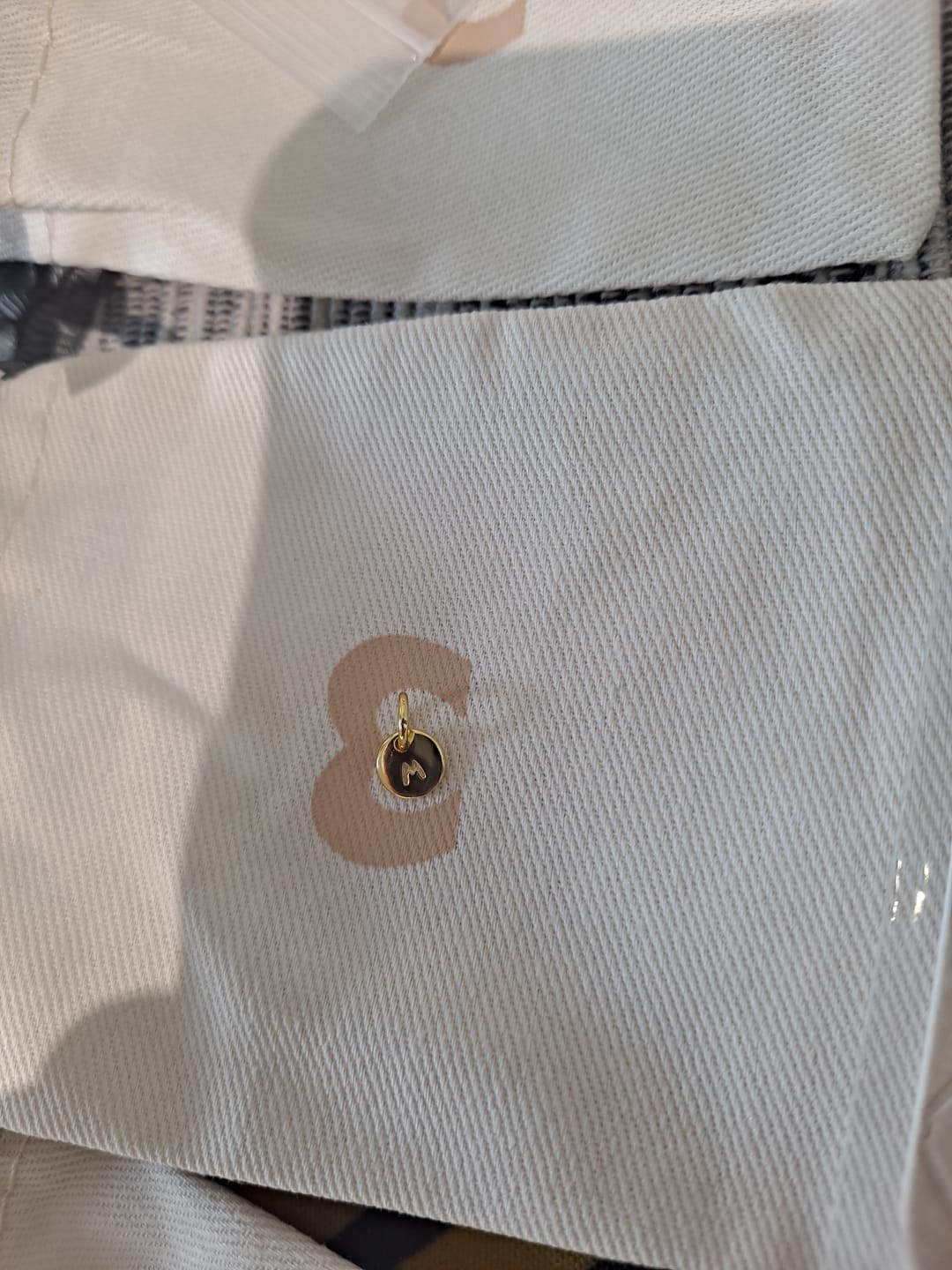 Customer photo review of Charm (Collar y Pendientes) - Iniciales Mini