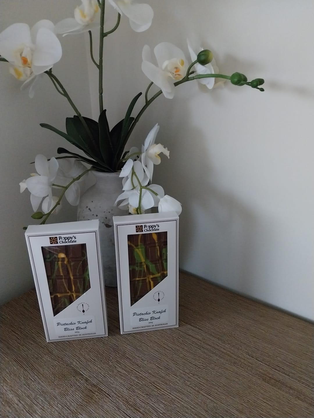 Customer photo review of Pistachio Knafeh Bliss Block - Viral Dubai Chocolate Bar 200g