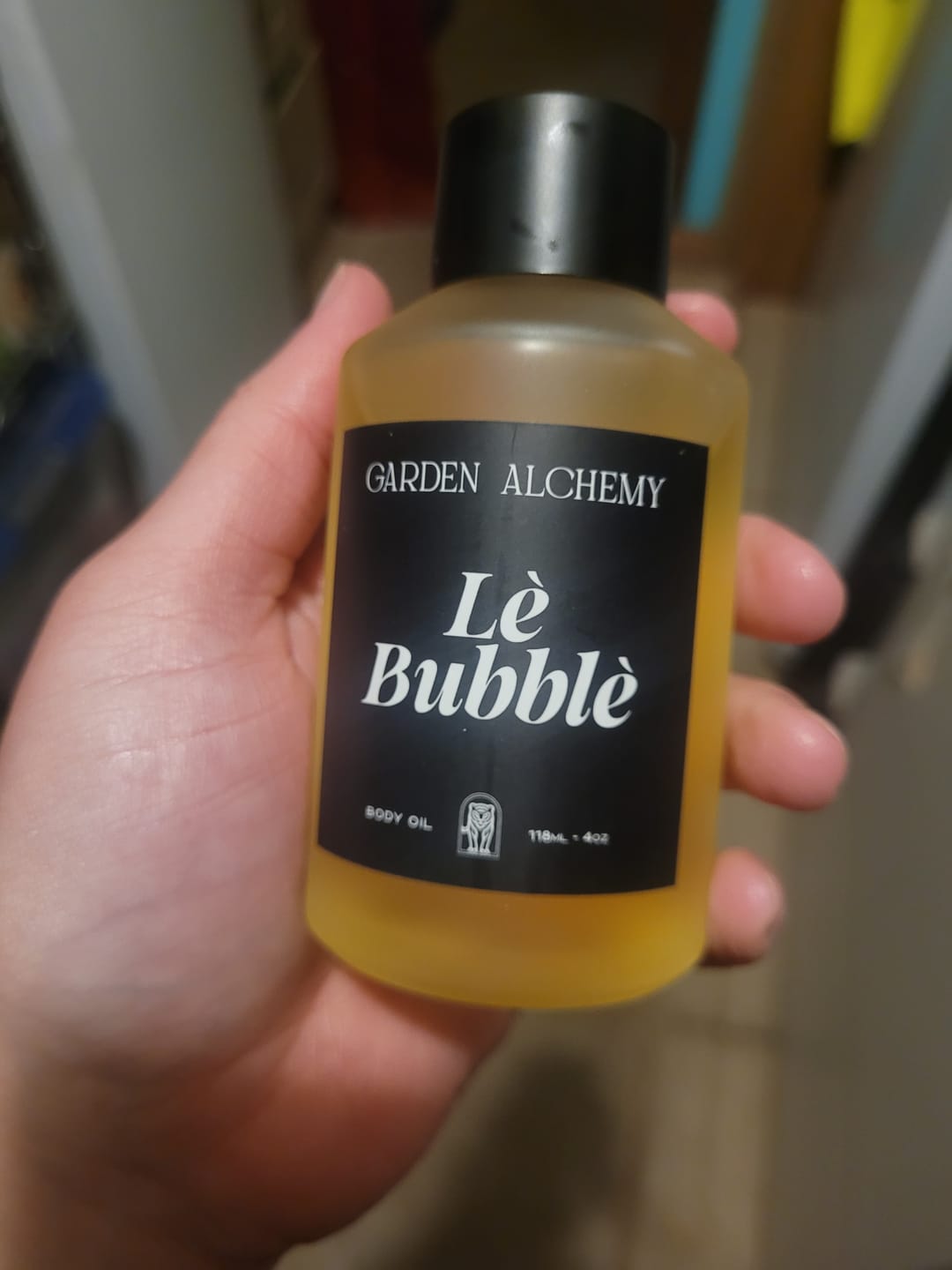 Customer photo review of LE BUBBLÈ BODY OIL