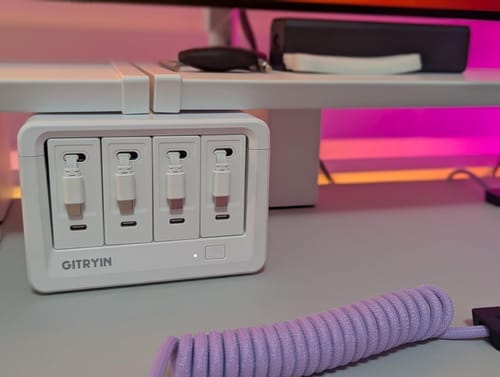 Customer photo review of Gitryin Desktop Charging Station 12-in-1 (40W Combo)