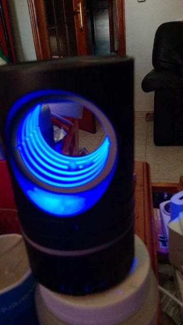 Customer photo review of BuzzOff- Uv lampa za komarce