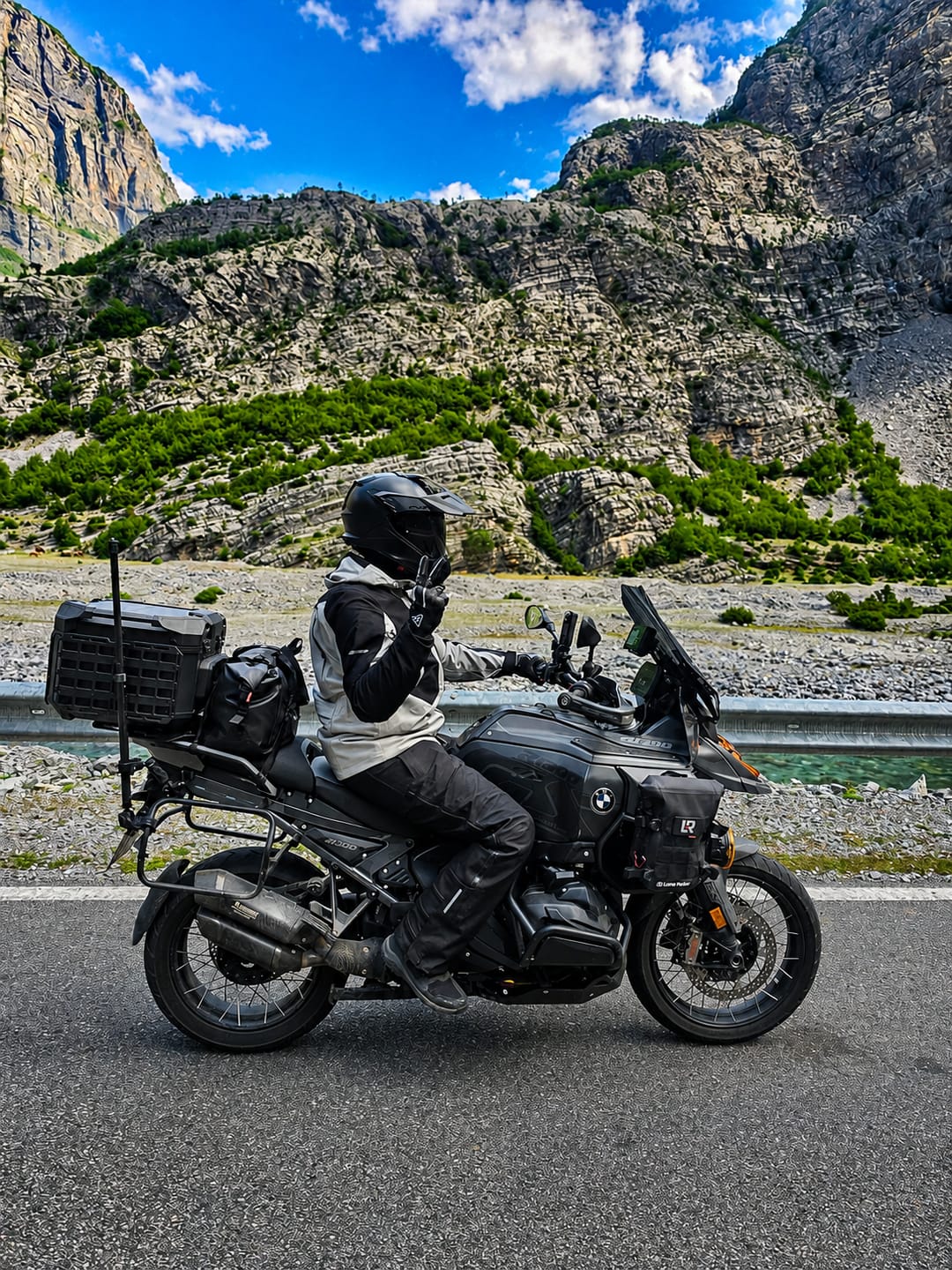 Customer photo review of Crash Bar System for BMW R1300GS and R1300GS Adventure