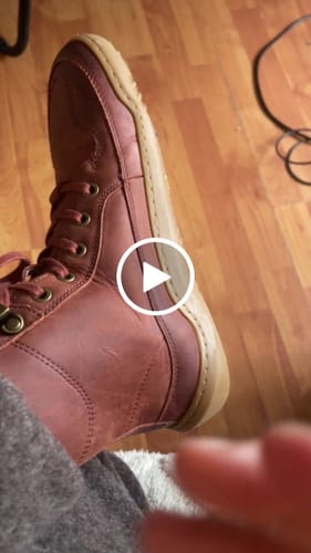 Customer video review of GOBI BOOT WARMLINED BARK (WOMENS)
